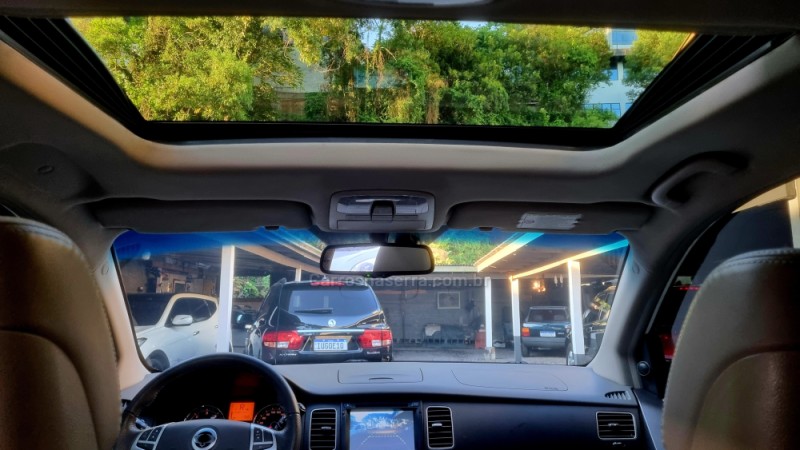 KORANDO 2.0 GLS EXECUTIVE 4X4 16V TURBO DIESEL 4P AUTOMÁTICO - 2012 - CAXIAS DO SUL