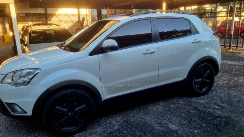 korando 2.0 gls executive 4x4 16v turbo diesel 4p automatico 2012 caxias do sul