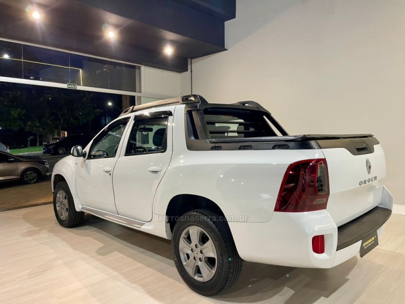 OROCH 1.6 16V EXPRESSION FLEX 4P MANUAL - 2020 - BENTO GONçALVES
