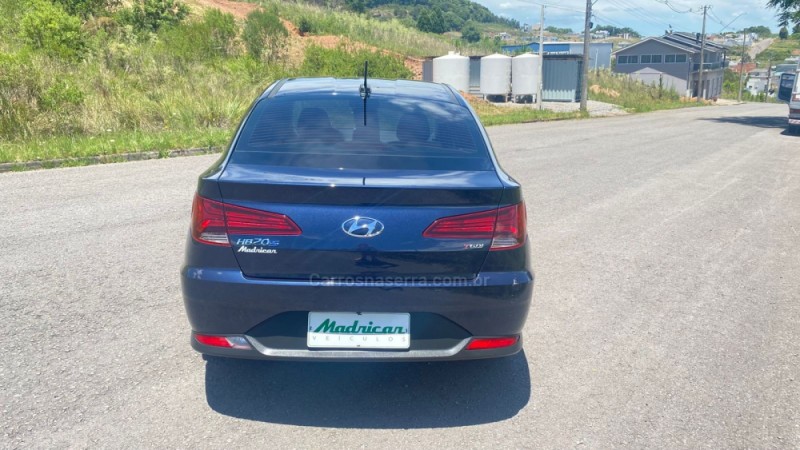 HB20S 1.0 VISION 12V FLEX 4P MANUAL - 2022 - FLORES DA CUNHA