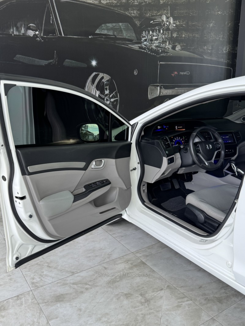 CIVIC 2.0 EXR 16V FLEX 4P AUTOMÁTICO - 2016 - CAXIAS DO SUL