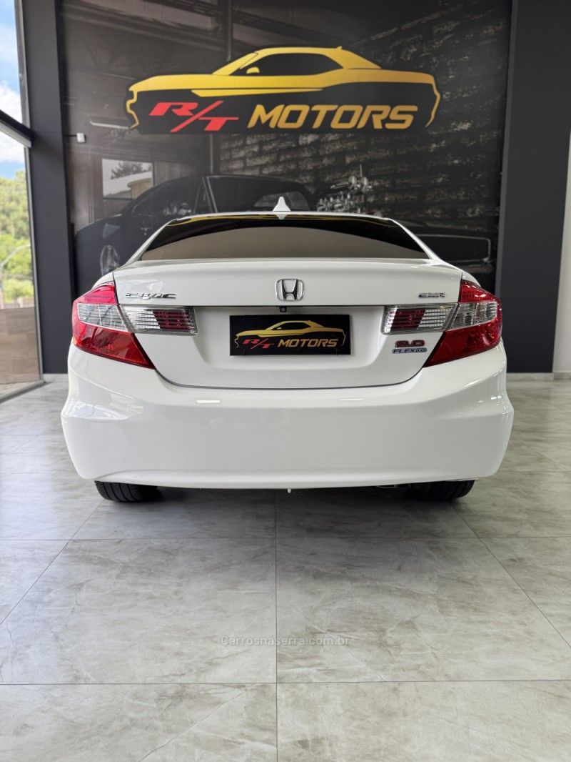 CIVIC 2.0 EXR 16V FLEX 4P AUTOMÁTICO - 2016 - CAXIAS DO SUL