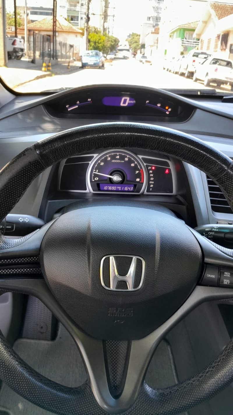 CIVIC 1.8 LXS 16V GASOLINA 4P AUTOMÁTICO - 2010 - ESTRELA