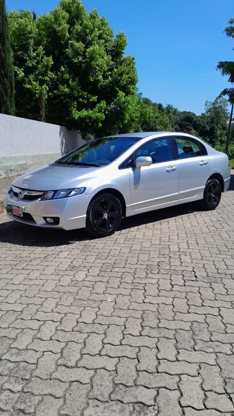 CIVIC 1.8 LXS 16V GASOLINA 4P AUTOMÁTICO - 2010 - ESTRELA