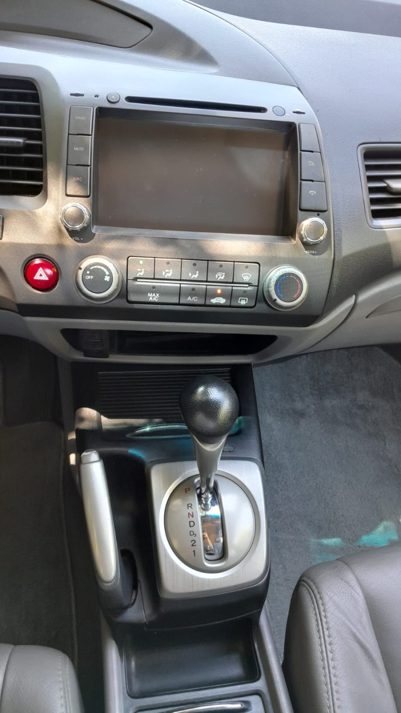 CIVIC 1.8 LXS 16V GASOLINA 4P AUTOMÁTICO - 2010 - ESTRELA