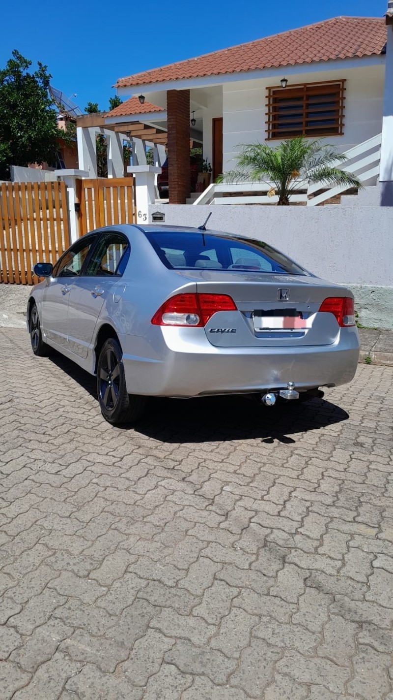 CIVIC 1.8 LXS 16V GASOLINA 4P AUTOMÁTICO - 2010 - ESTRELA