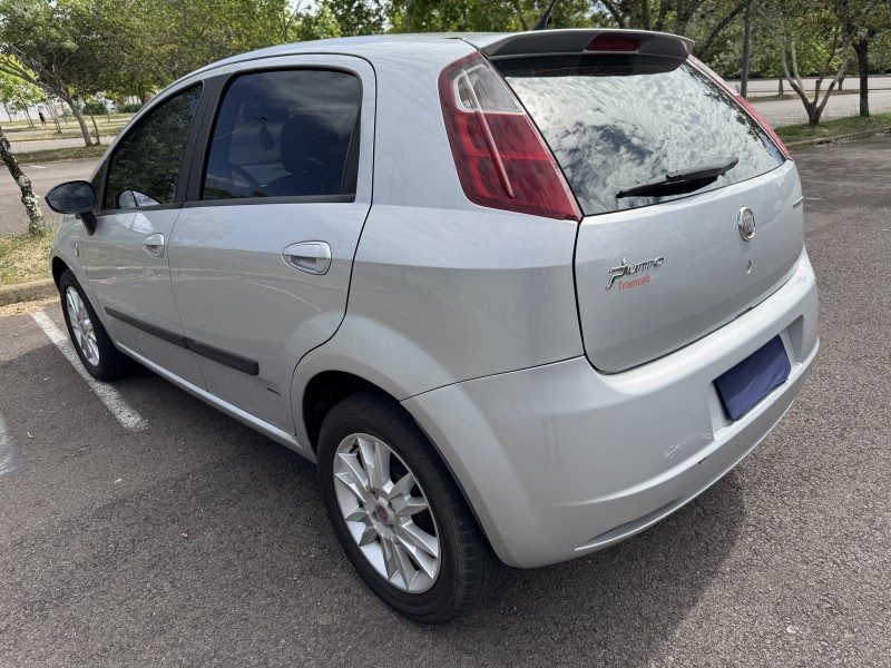 PUNTO 1.4 ATTRACTIVE ITALIA 8V FLEX 4P MANUAL - 2012 - BENTO GONçALVES