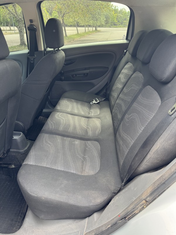 PUNTO 1.4 ATTRACTIVE ITALIA 8V FLEX 4P MANUAL - 2012 - BENTO GONçALVES