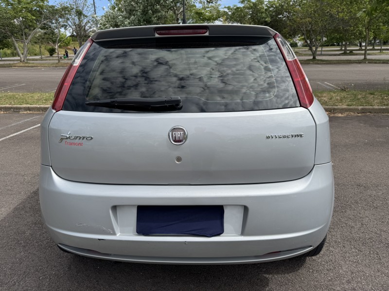 PUNTO 1.4 ATTRACTIVE ITALIA 8V FLEX 4P MANUAL - 2012 - BENTO GONçALVES