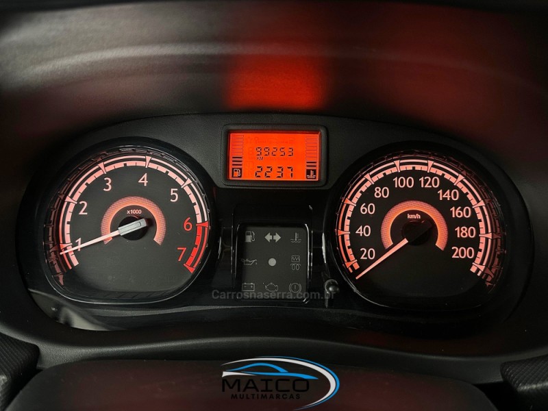 SANDERO 1.0 AUTHENTIQUE 16V FLEX 4P MANUAL - 2013 - NOVO HAMBURGO