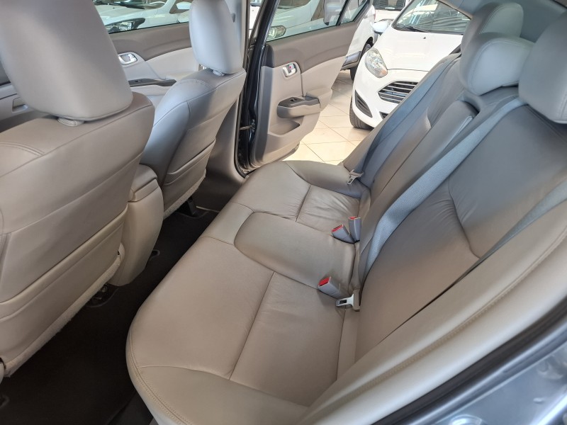 CIVIC 2.0 LXR 16V FLEX 4P AUTOMÁTICO - 2014 - FARROUPILHA