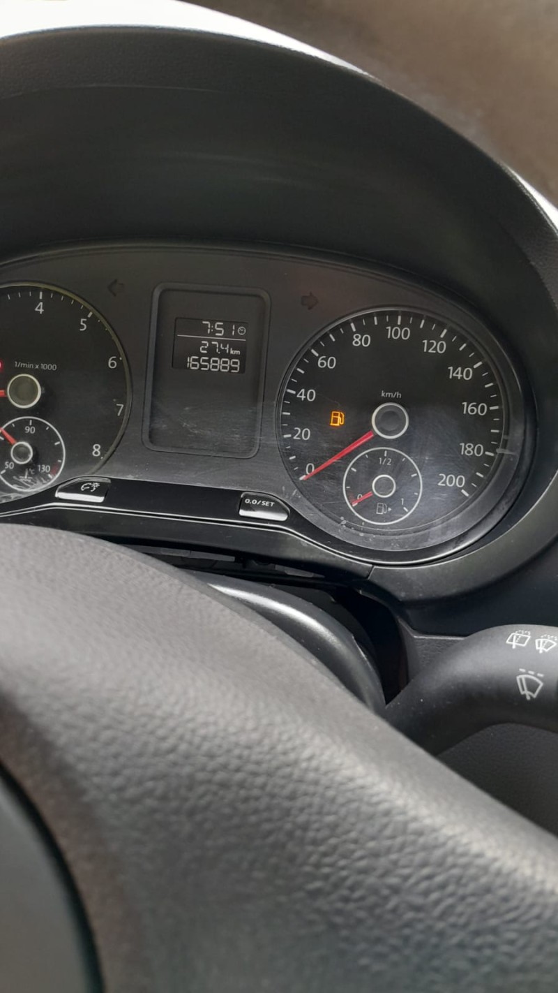 FOX 1.0 MI PLUS 8V GASOLINA 4P MANUAL - 2011 - ESTRELA