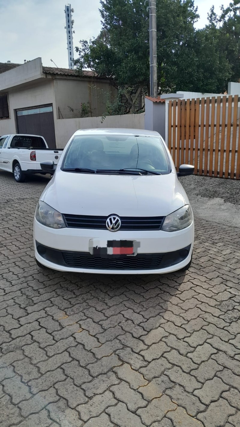 FOX 1.0 MI PLUS 8V GASOLINA 4P MANUAL - 2011 - ESTRELA