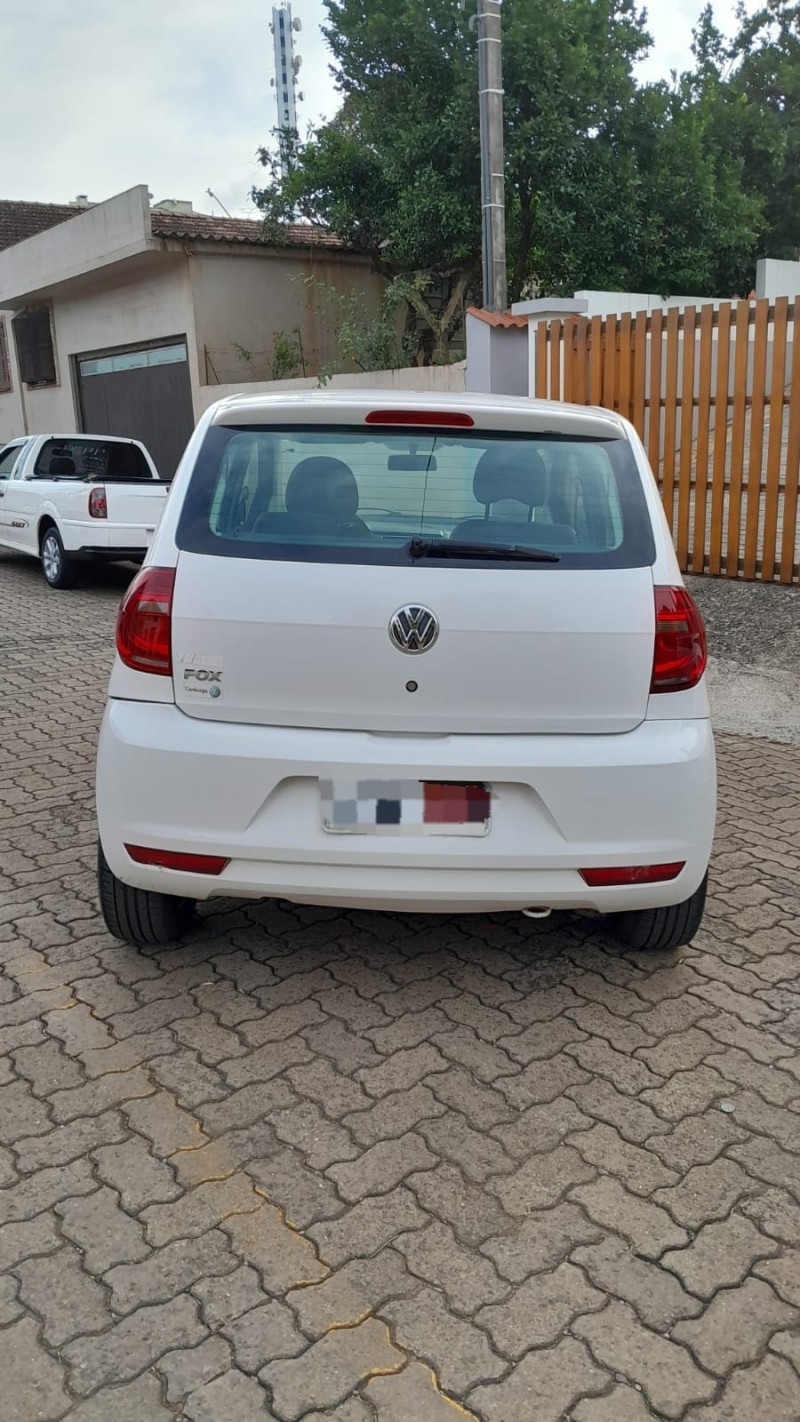 FOX 1.0 MI PLUS 8V GASOLINA 4P MANUAL - 2011 - ESTRELA