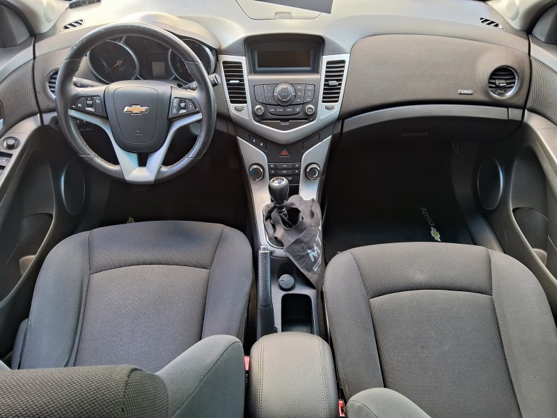 CRUZE 1.8 LT SPORT6 16V FLEX 4P MANUAL - 2014 - SãO SEBASTIãO DO CAí