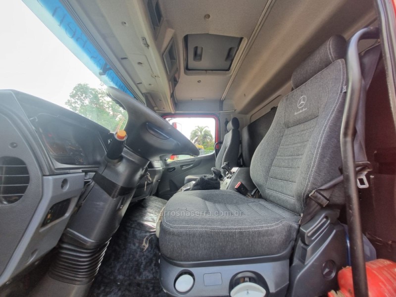 ATEGO 2428 3 EIXOS - 2011 - PORTãO