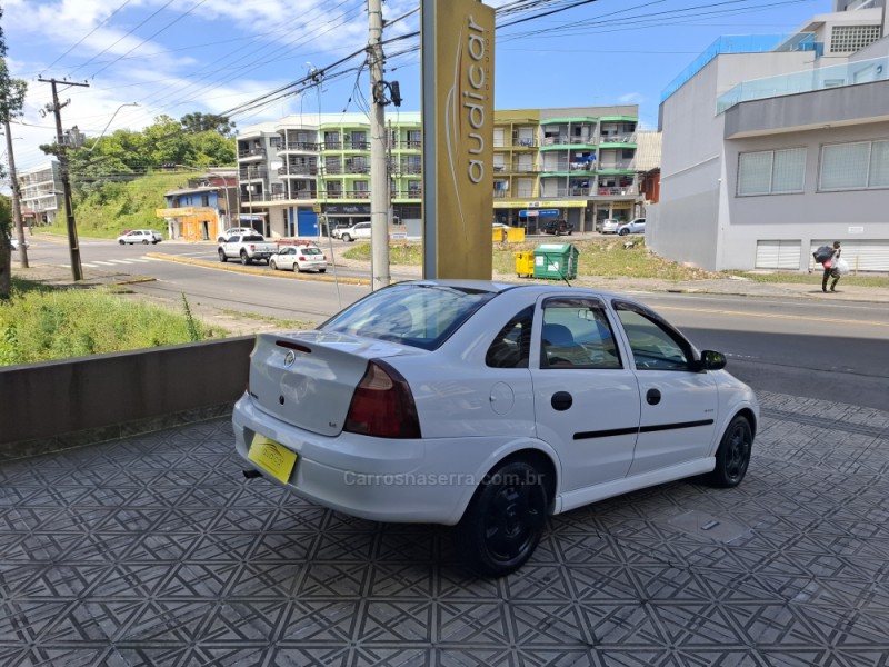 CORSA 1.4 MPFI MAXX SEDAN 8V FLEX 4P MANUAL
