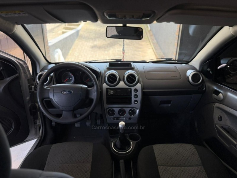 FIESTA 1.0 SE 8V FLEX 4P MANUAL - 2014 - CAXIAS DO SUL