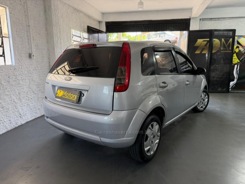 FIESTA 1.0 SE 8V FLEX 4P MANUAL - 2014 - CAXIAS DO SUL