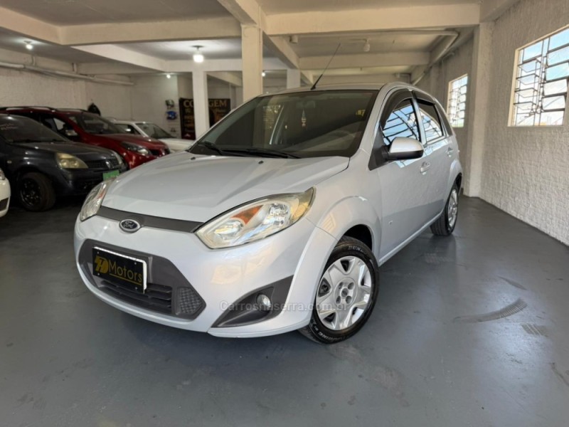 FIESTA 1.0 SE 8V FLEX 4P MANUAL - 2014 - CAXIAS DO SUL