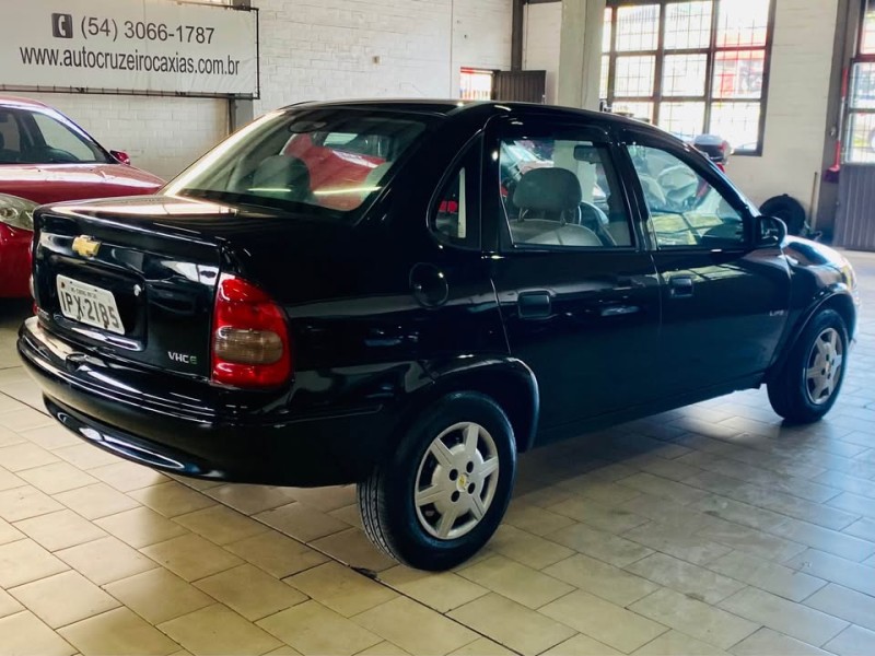 CLASSIC 1.0 MPFI LIFE 8V GASOLINA 4P MANUAL - 2010 - CAXIAS DO SUL