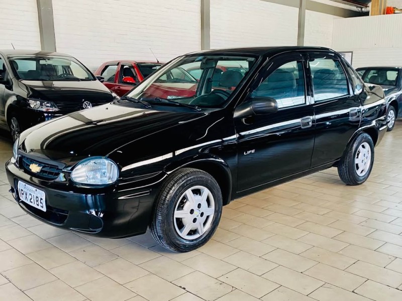 classic 1.0 mpfi life 8v gasolina 4p manual 2010 caxias do sul