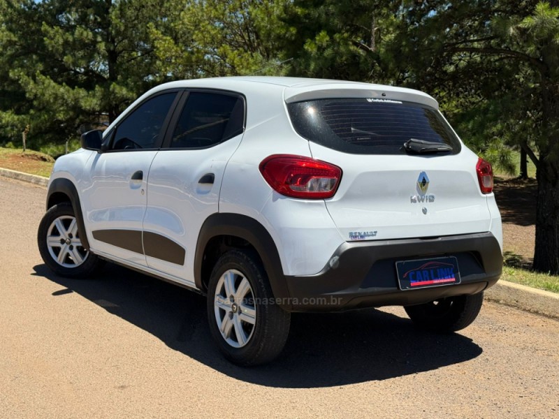 KWID 1.0 12V SCE FLEX ZEN MANUAL - 2019 - VACARIA
