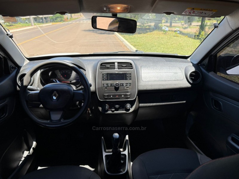 KWID 1.0 12V SCE FLEX ZEN MANUAL - 2019 - VACARIA