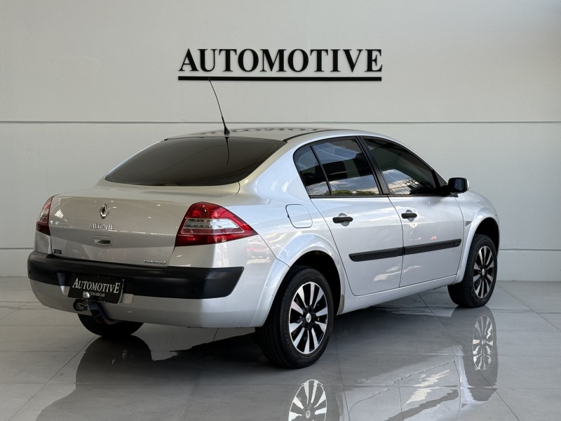 MÉGANE 1.6 EXPRESSION 16V FLEX 4P MANUAL - 2011 - CAXIAS DO SUL