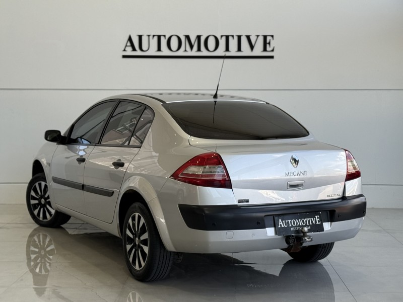 MÉGANE 1.6 EXPRESSION 16V FLEX 4P MANUAL - 2011 - CAXIAS DO SUL