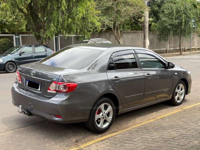 COROLLA 1.8 GLI 16V FLEX 4P AUTOMÁTICO - 2014 - PAROBé