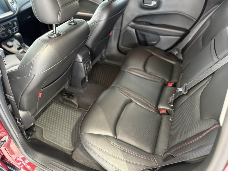 COMPASS 2.0 16V DIESEL TRAILHAWK 4X4 AUTOMÁTICO - 2018 - CAXIAS DO SUL