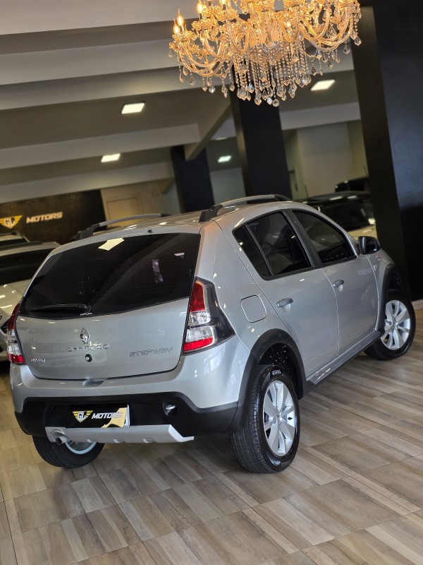 SANDERO 1.6 STEPWAY 16V FLEX 4P MANUAL - 2012 - CAXIAS DO SUL