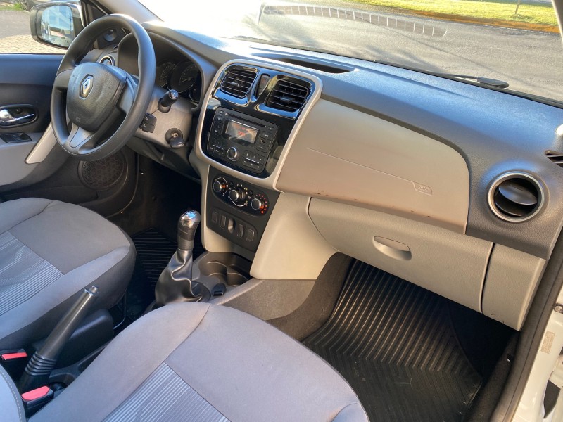 LOGAN 1.0 EXPRESSION 16V FLEX 4P MANUAL - 2015 - CAXIAS DO SUL