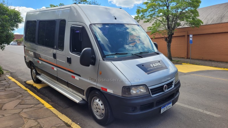 DUCATO 2.3 MINIBUS 16 LUGARES TETO ALTO 16V TURBO INTERCOOLER DIESEL MANUAL - 2012 - FLORES DA CUNHA
