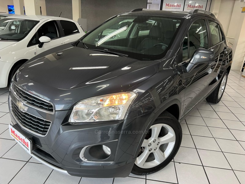 tracker 1.8 mpfi ltz 4x2 16v flex 4p automatico 2015 caxias do sul