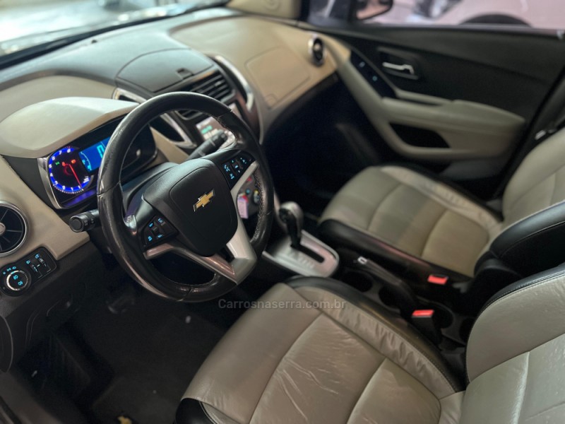 TRACKER 1.8 MPFI LTZ 4X2 16V FLEX 4P AUTOMÁTICO - 2014 - CAXIAS DO SUL