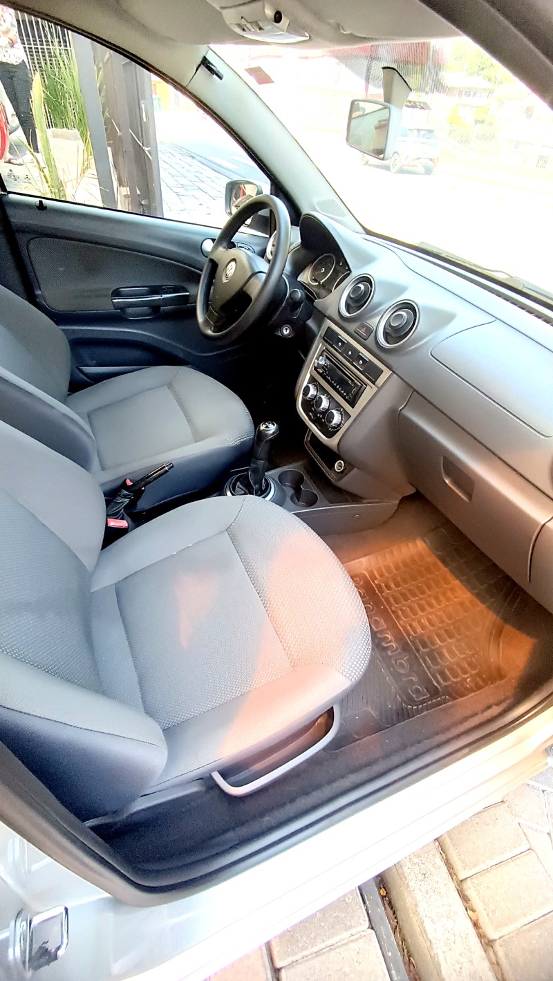 VOYAGE 1.0 MI CITY 8V FLEX 4P MANUAL - 2013 - CAXIAS DO SUL