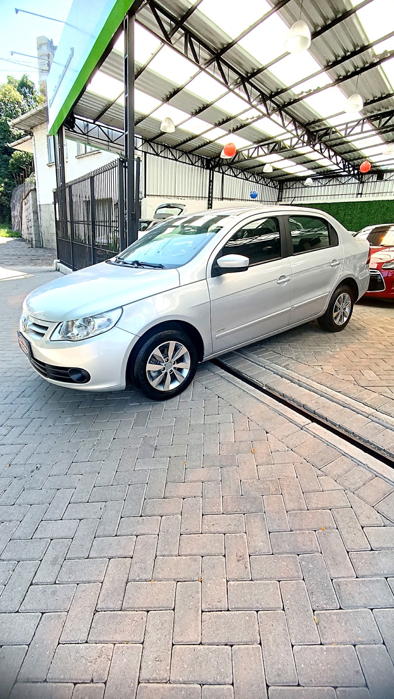 VOYAGE 1.0 MI CITY 8V FLEX 4P MANUAL - 2013 - CAXIAS DO SUL