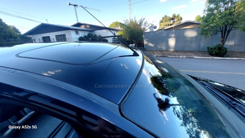 FOCUS 2.0 GHIA 16V GASOLINA 4P AUTOMÁTICO - 2009 - FARROUPILHA