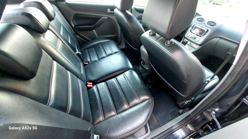 FOCUS 2.0 GHIA 16V GASOLINA 4P AUTOMÁTICO - 2009 - FARROUPILHA
