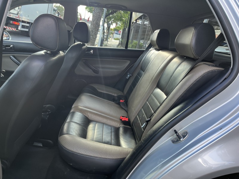 GOLF 1.6 MI SPORTLINE 8V FLEX 4P MANUAL - 2008 - GARIBALDI