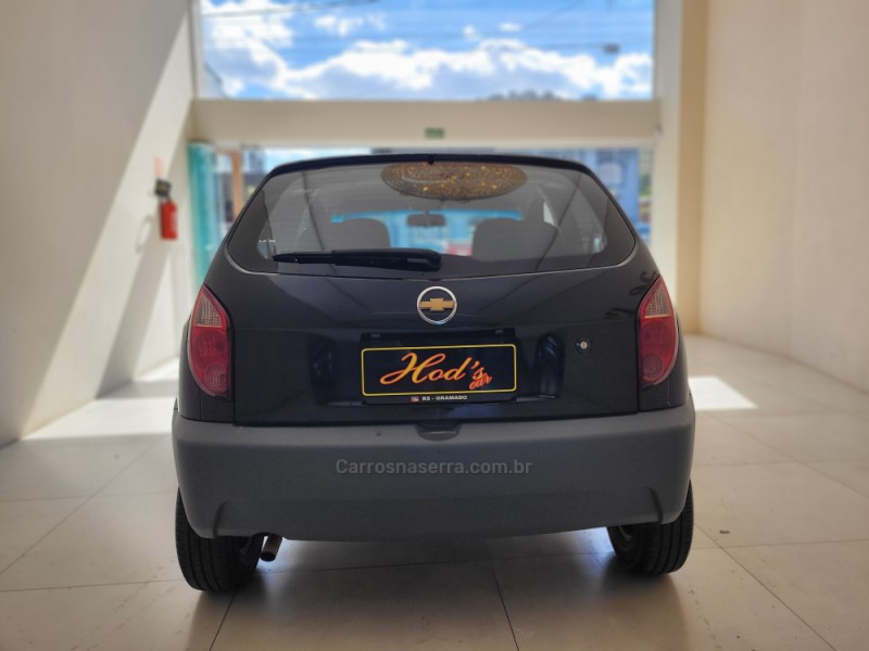 CELTA 1.0 MPFI LIFE 8V FLEX 2P MANUAL - 2010 - CANELA