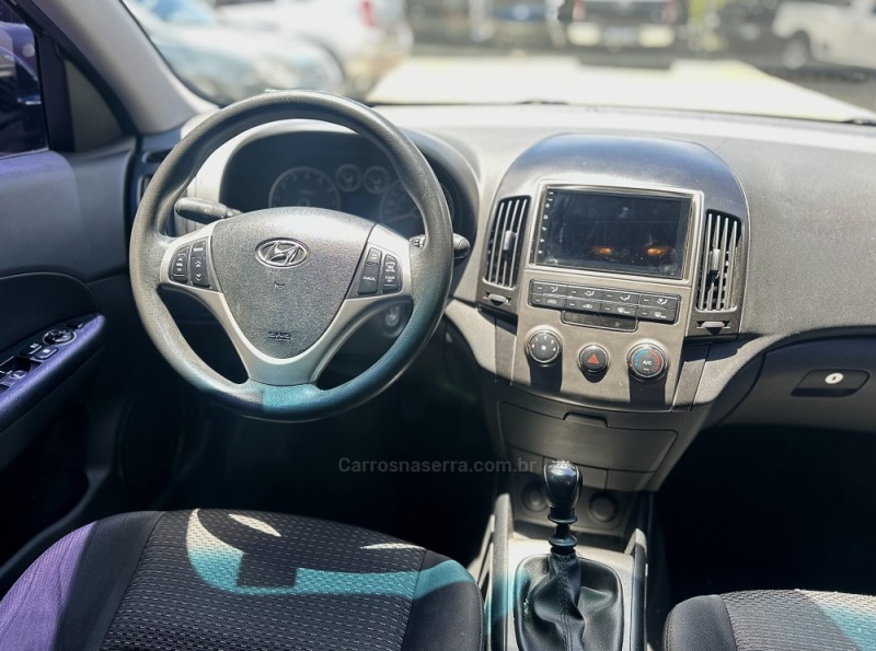 I30 2.0 MPI 16V GASOLINA 4P MANUAL - 2011 - CAMPO BOM