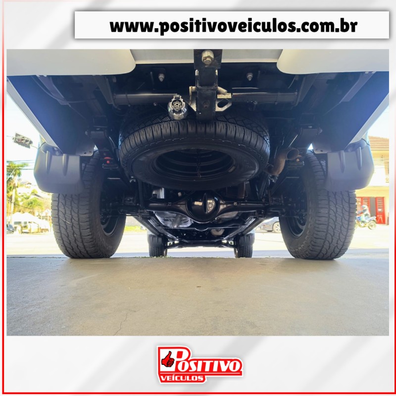 L200 TRITON 2.4 HLS 4X2 CD 16V FLEX 4P MANUAL - 2015 - CAXIAS DO SUL