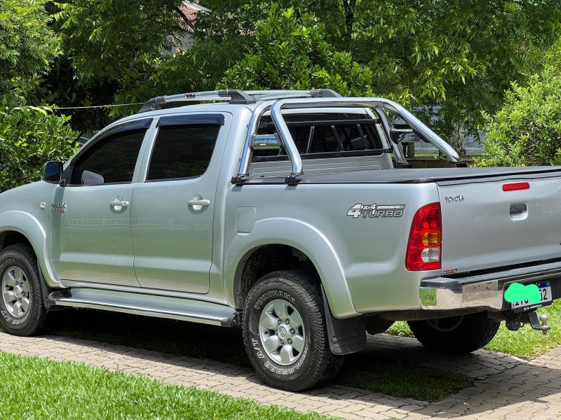 HILUX 3.0 SRV 4X4 CD 16V TURBO INTERCOOLER DIESEL 4P AUTOMÁTICO - 2008 - FARROUPILHA