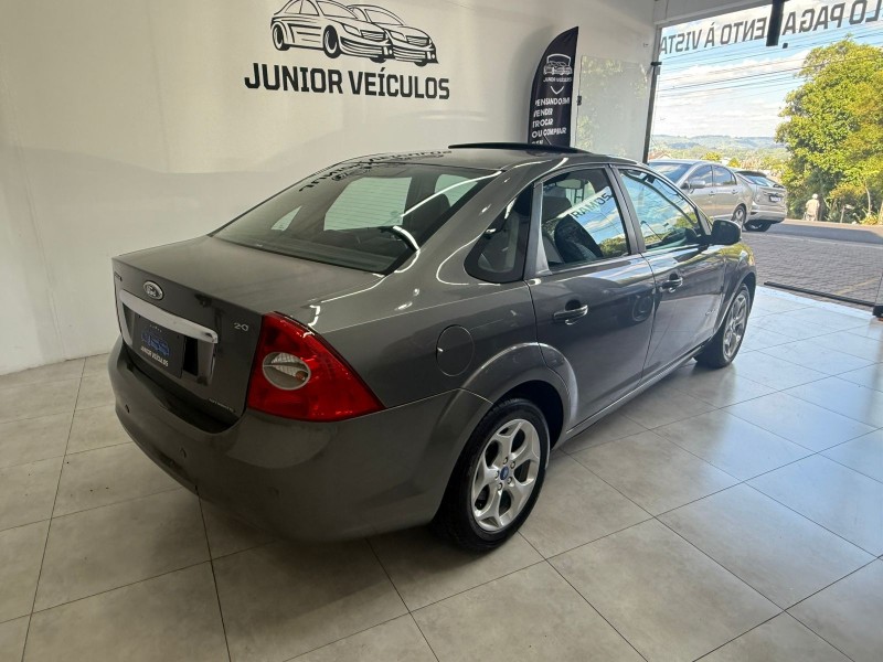 FOCUS 2.0 TITANIUM SEDAN 16V FLEX 4P AUTOMÁTICO - 2012 - BENTO GONçALVES