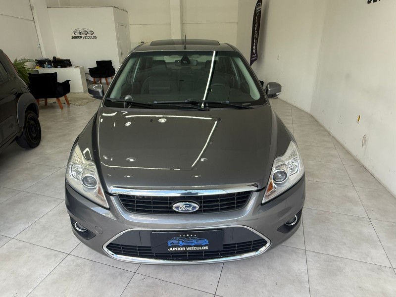 FOCUS 2.0 TITANIUM SEDAN 16V FLEX 4P AUTOMÁTICO - 2012 - BENTO GONçALVES