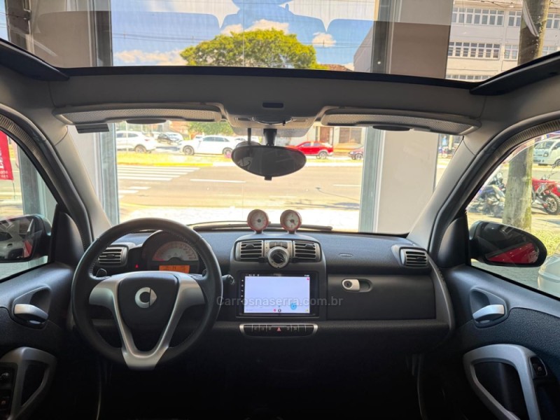 FORTWO 1.0 PASSION COUPÉ 3 CILINDROS 12V GASOLINA 2P AUTOMÁTICO - 2010 - SãO LEOPOLDO