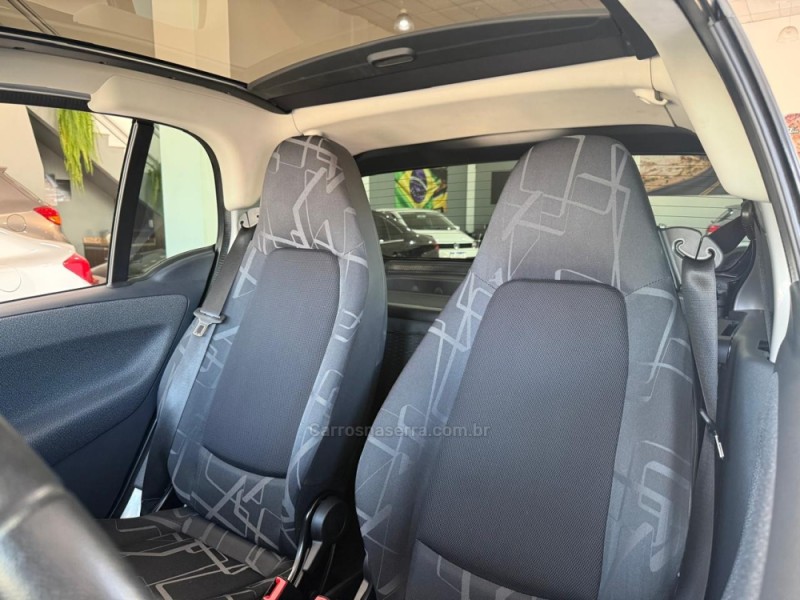 FORTWO 1.0 PASSION COUPÉ 3 CILINDROS 12V GASOLINA 2P AUTOMÁTICO - 2010 - SãO LEOPOLDO